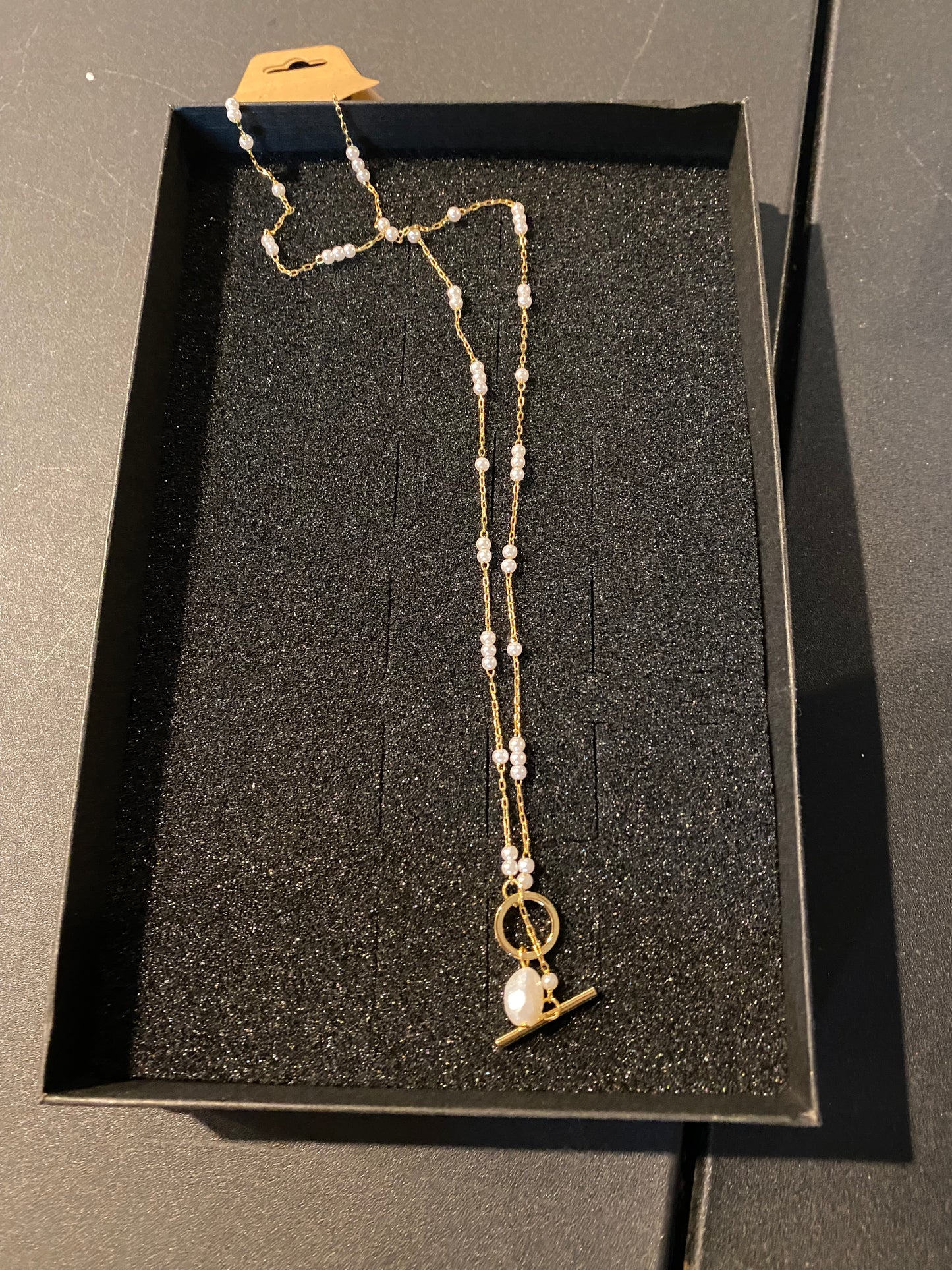 Pearl / Gold Chain