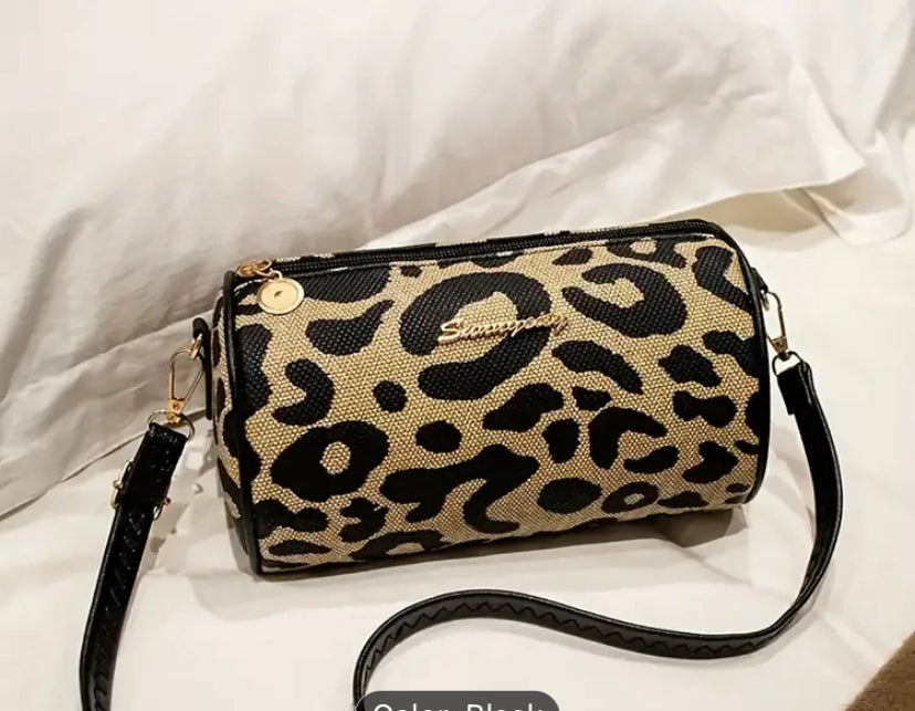 Round Leopard Print Purse