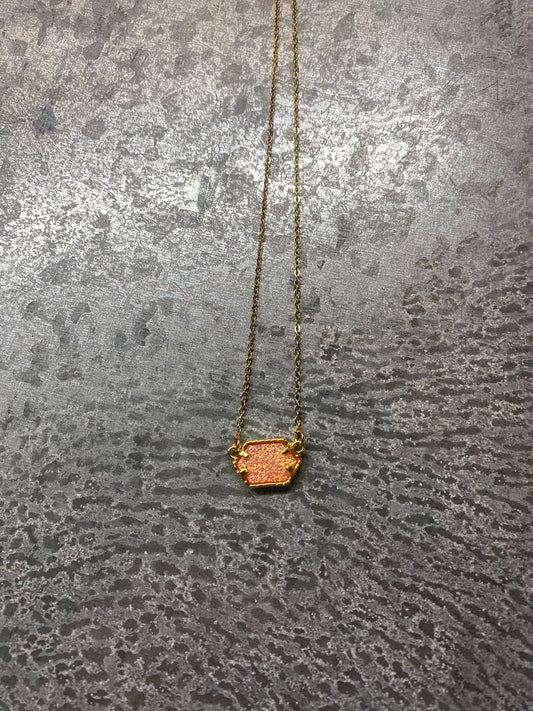 Plunder Peach/Gold Necklace